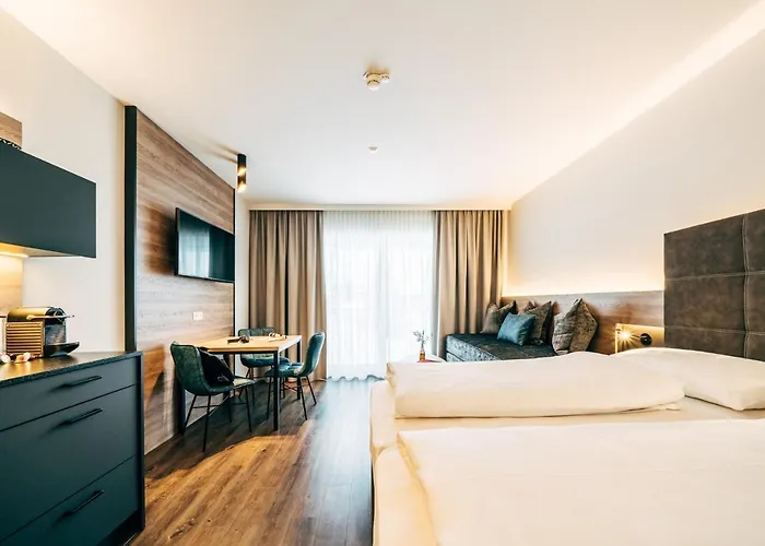 Foxy Apartmanhotel 4*