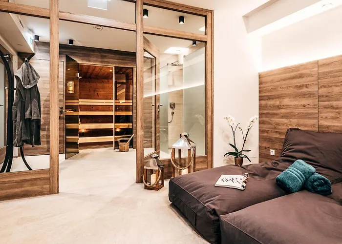 Apartmanhotel Foxy 4*